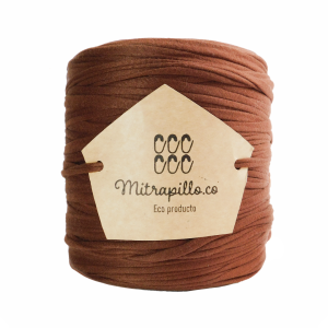 Trapillo pluma café cobrizo