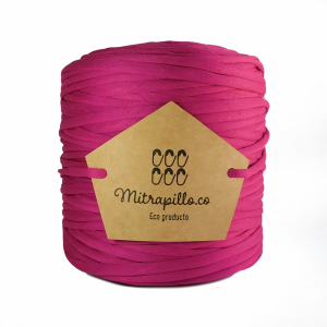 Trapillo pluma mora fucsia