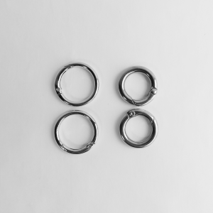 Aros mosquetón par plata