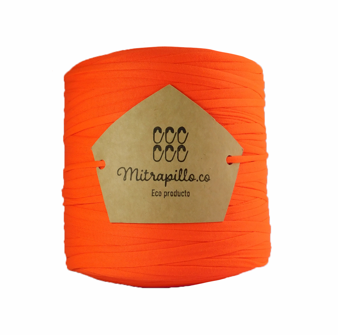 Trapillo pluma mandarina flúor