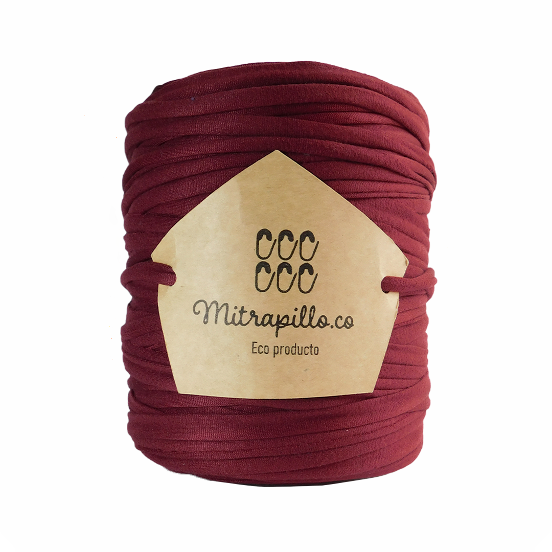 Trapillo pluma vinotinto #2