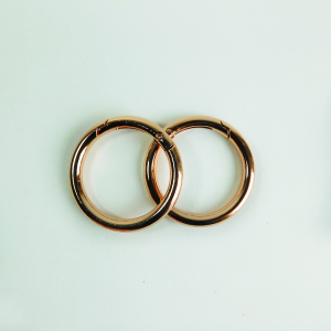 Aro mosquetón  dorado 4cm par