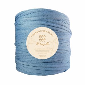 Trapillo pluma azul cielo 2 textura