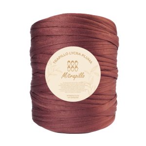 Trapillo pluma rojo marrón dos