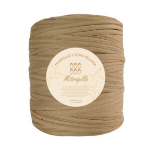 Trapillo pluma camel